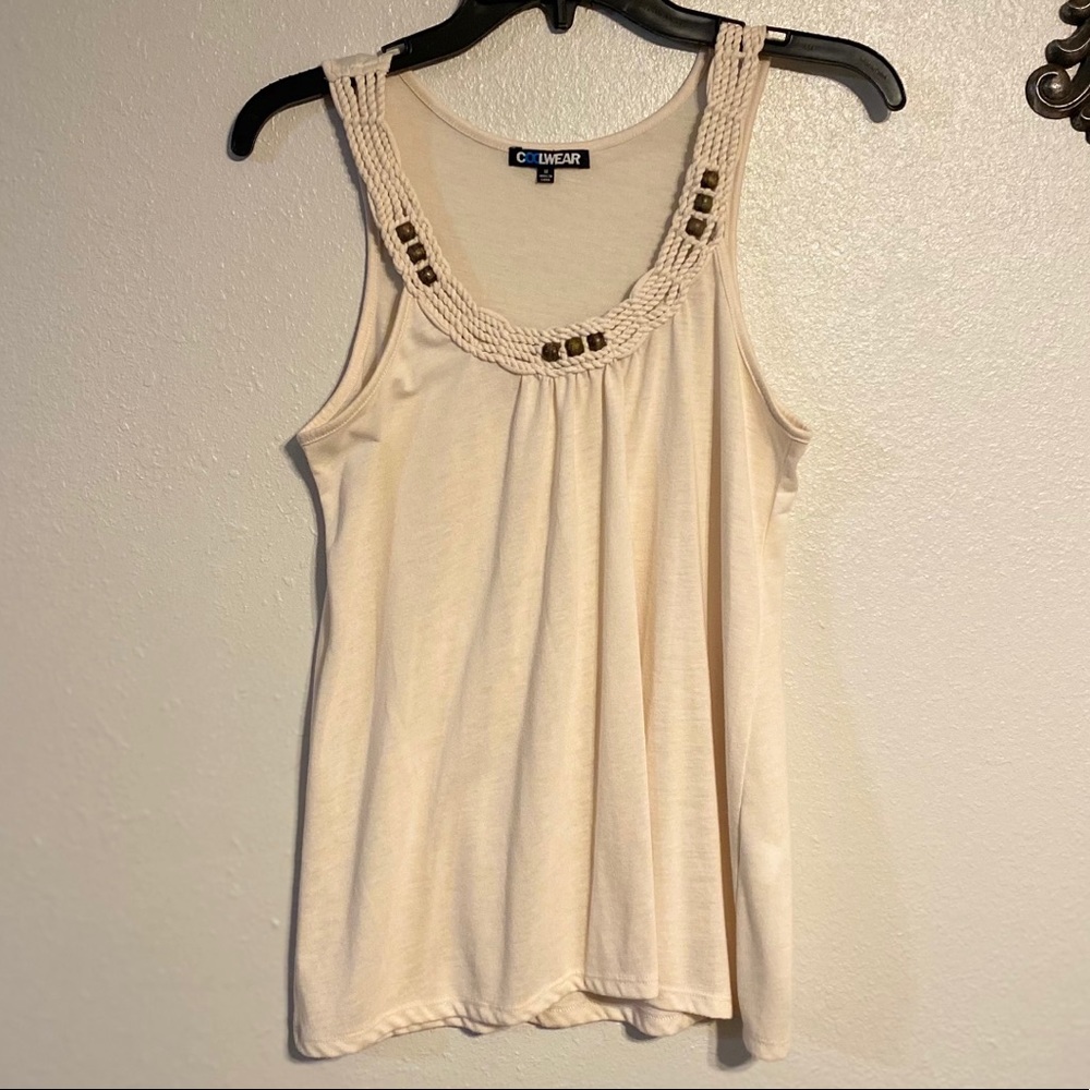 2 for $10 🌷 Bundle and Save!!! Women’s tank top